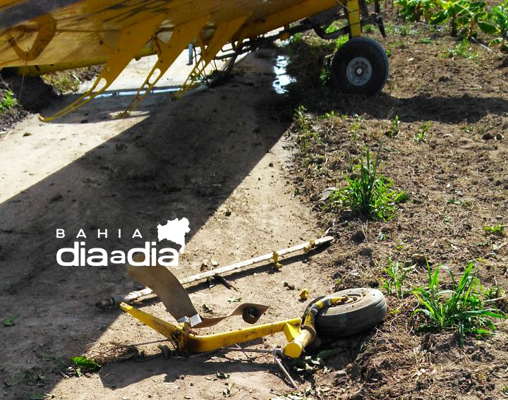 Aeronave agrícola faz pouso de emergência em plantação de café em Itabela 6