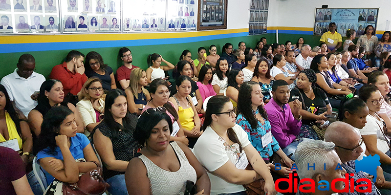 Evento reuniu cerca de 150 pessoas na Cmara de Vereadores. (Foto: Alex Gonalves/BAHIA DIA A DIA)