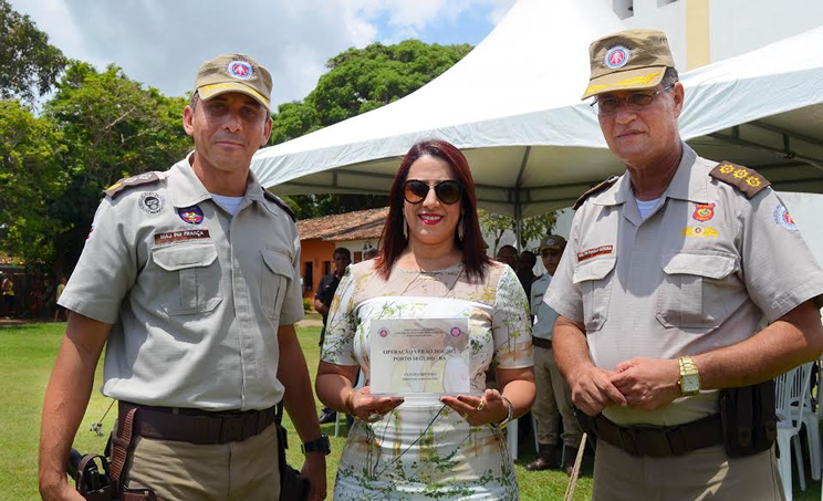Prefeita Cludia Oliveira foi homenageada no evento.