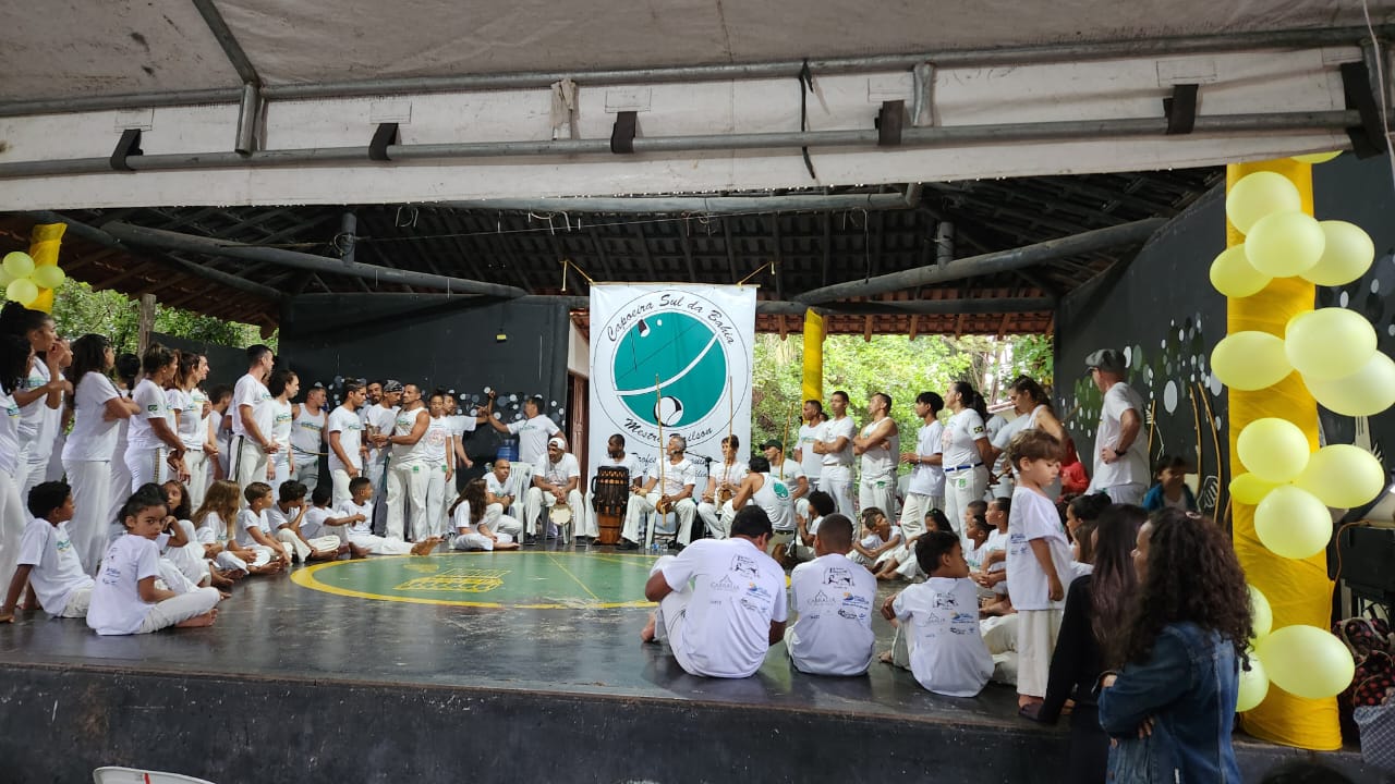 Festival de Capoeira  grande sucesso na Vila de Santo Andr, em Cabrlia