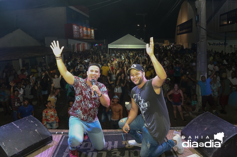Dupla Andr Lima & Rafael animaram o shows festivo. (Foto: Clerison de Oliveira)