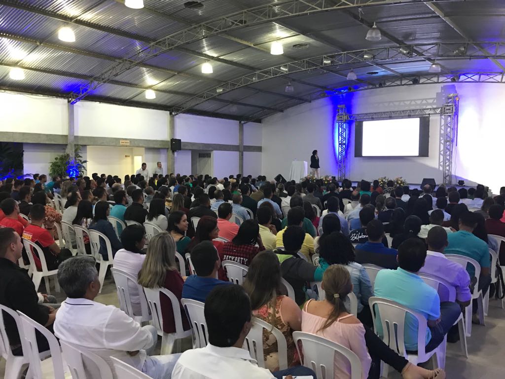 Divulgao). Palestra sobre neuromarketing rene mais de 400 pessoas em Eunpolis