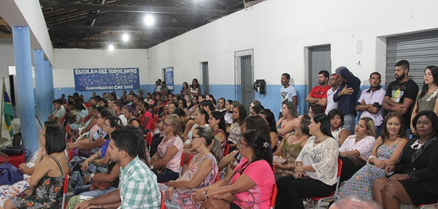  III Conferncia Municipal de Educao reuniu profissionais da educao e estudantes no Colgio Municipal de Itabela. (Foto: Divulgao/Ascom)