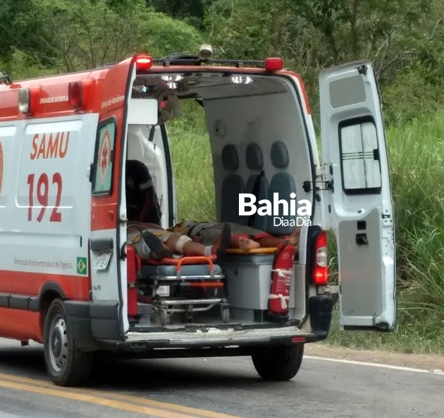 Motoristas foram socorridas por uma unidade do SAMU. (Foto: BAHIA DIA A DIA)