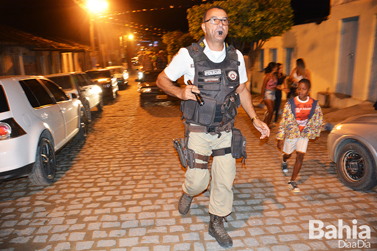 Sargento Euclides, realizou o comando da PM nos festejos juninos em Guaratinga. (Foto: Zezinho/ Ascom)