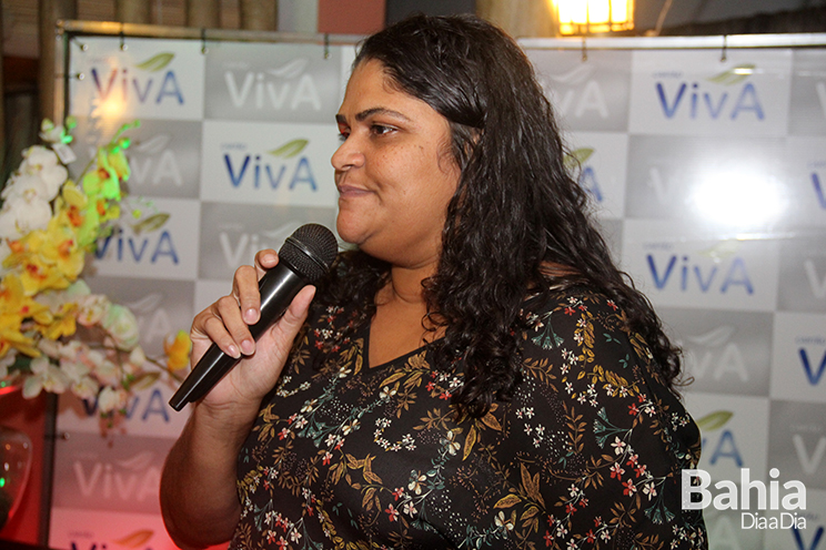 Nila Feitosa, gerente do Carto Viva, ressaltou que o carto promove um relacionamento com o cliente e o desenvolvimento do comrcio local. (Foto: lex Mateus)