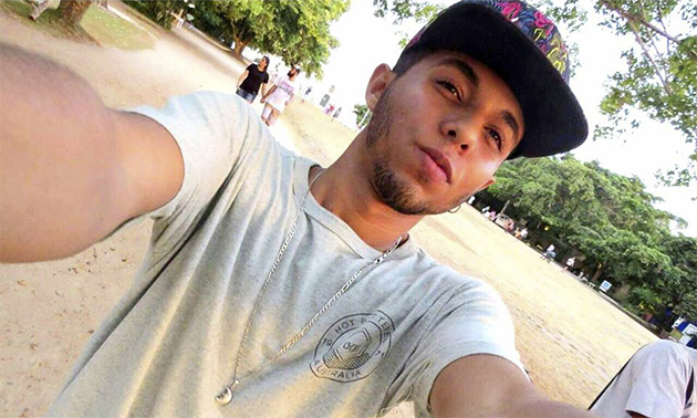 Pablo Caio Victor tinha 21 anos e foi vtima de disparos de arma de fogo. (Foto: Reproduo/Facebook)