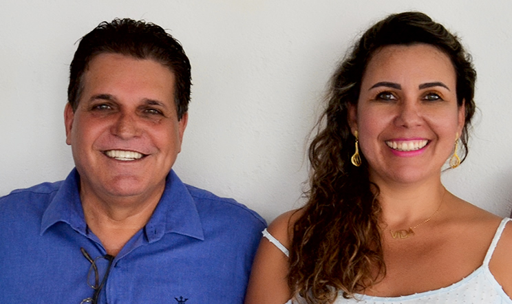 Ex-prefeito de Eunpolis,  Paulo Dap , e sua esposa, Cordlia Torres, Pr-candidata a prefeita de Eunpolis. (Foto: Divulgao)