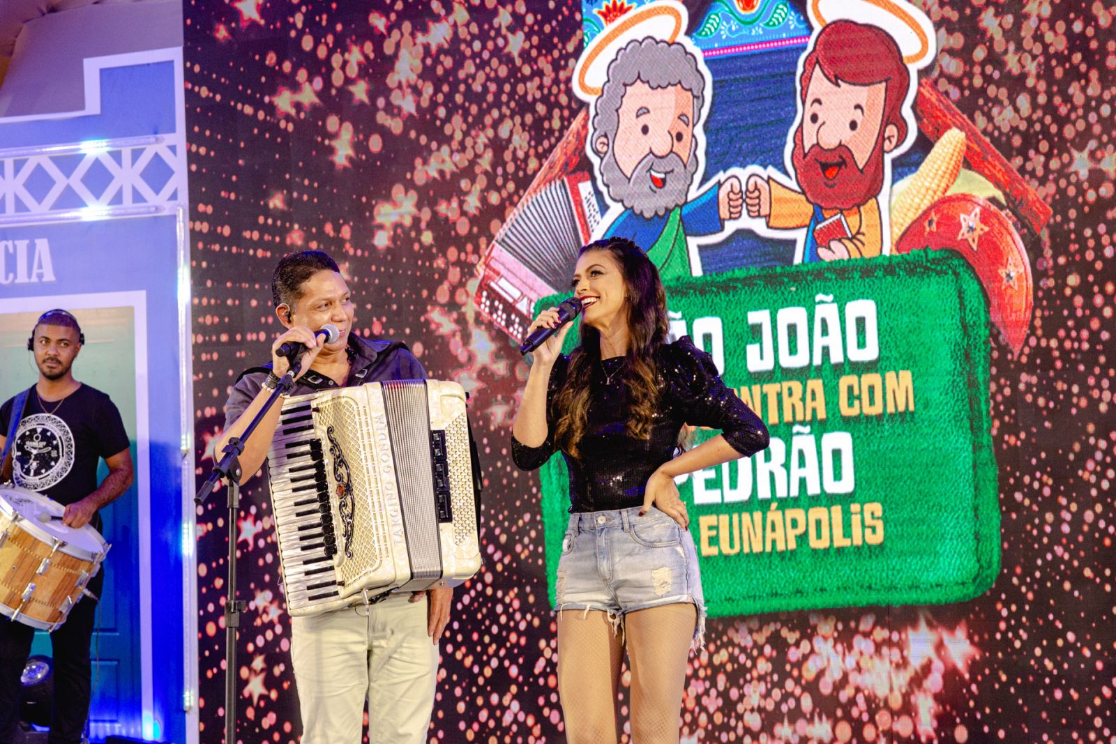 Targino Gondim e Cris Lima no primeiro dia de live So Joo se Encontra com o Pedro em Eunpolis (Foto: Divulgao)