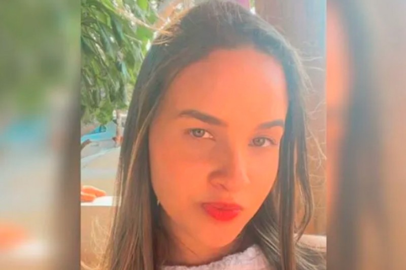 Foto: Divulgação - Professora morre após cair de carro conduzido por ex-marido em Porto Seguro