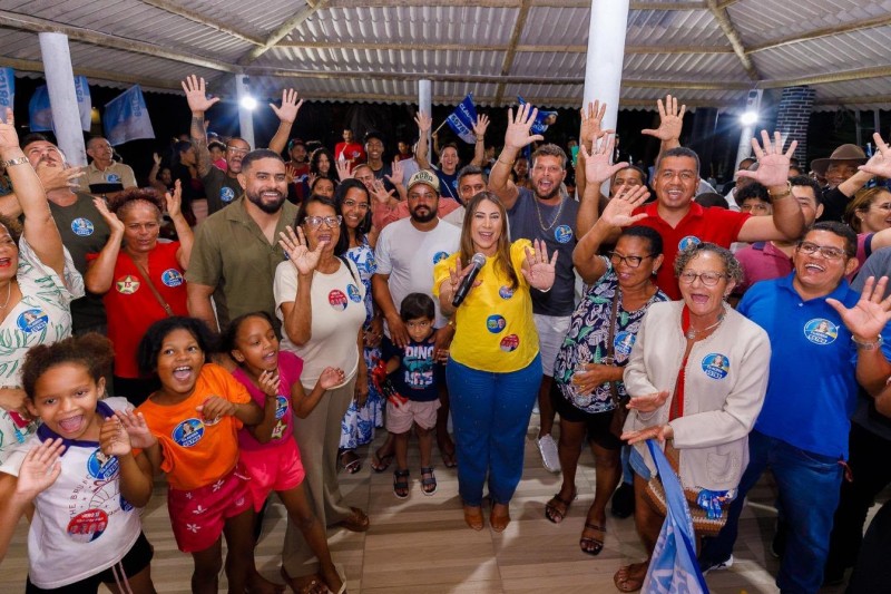 Foto: Divulgação - Com forte apoio popular, Arraial d’Ajuda reúne lideranças em encontro com Cláudia Oliveira