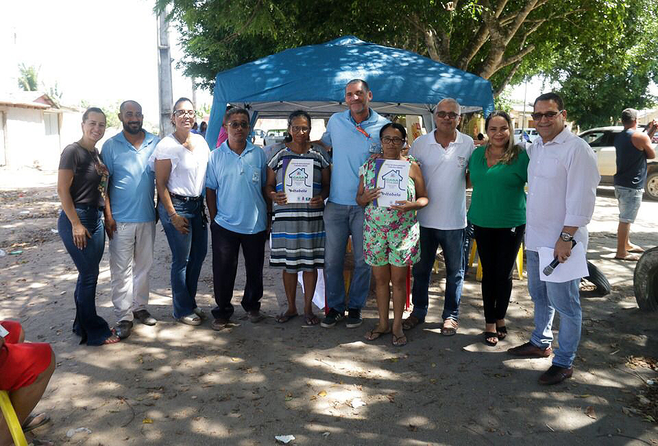 Prefeitura realiza a segunda etapa da entrega de ttulos do bairro Village em Itabela. (Foto: Divulgao)