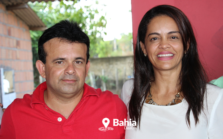 Alex Avancini ao lado da Vice-prefeita, Joeclia Coutinho (Foto: Alex Barbosa/Bahia Dia a Dia)