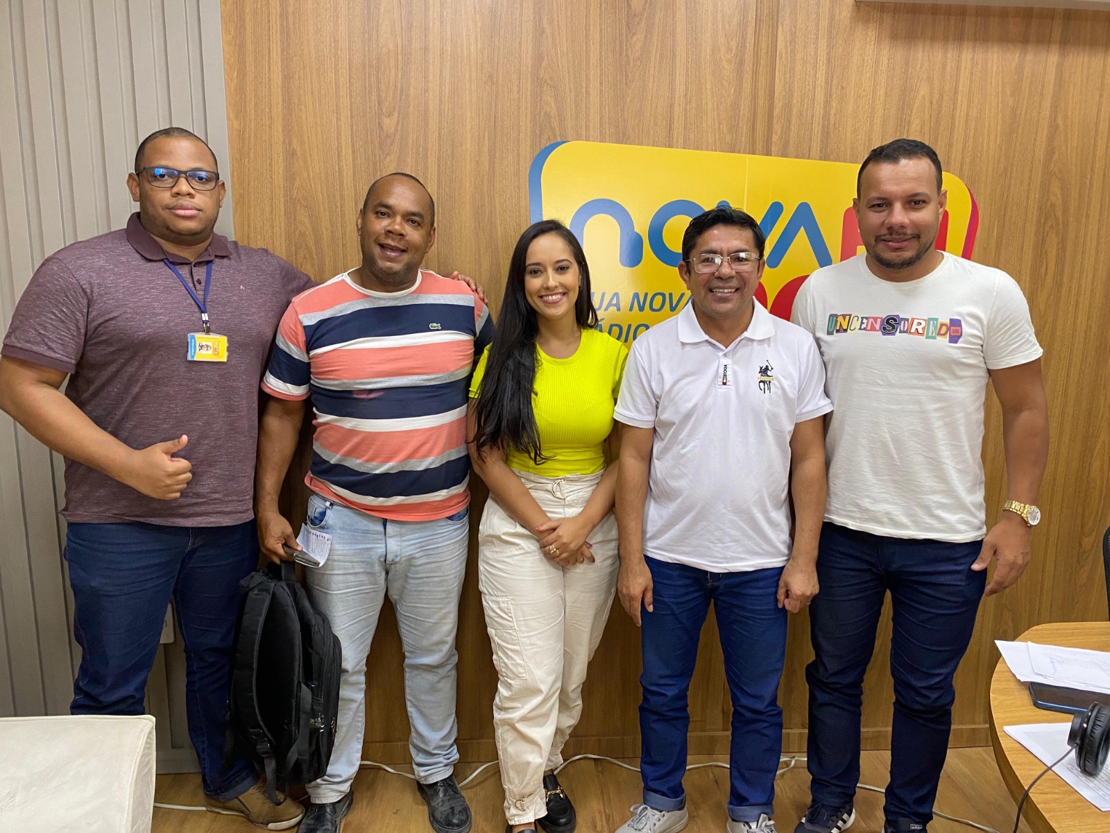 Em entrevista  rdio, secretria  Pmela Dadalto destaca aes e investimentos na sade de Eunpolis - (Foto: Divulgao)