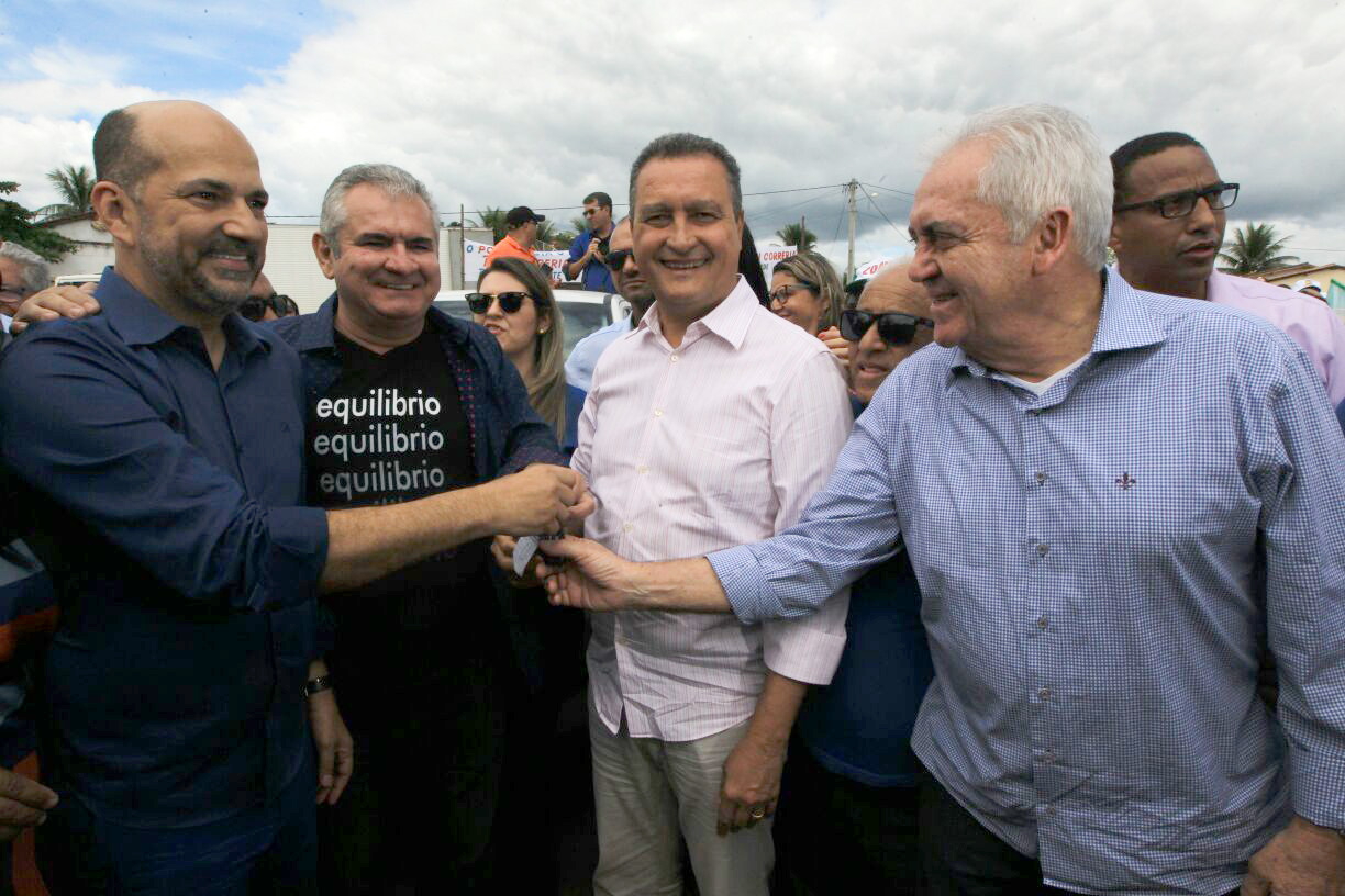 Municpio recebeu tambm veculo para transporte da equipe do Programa Sade da Famlia.