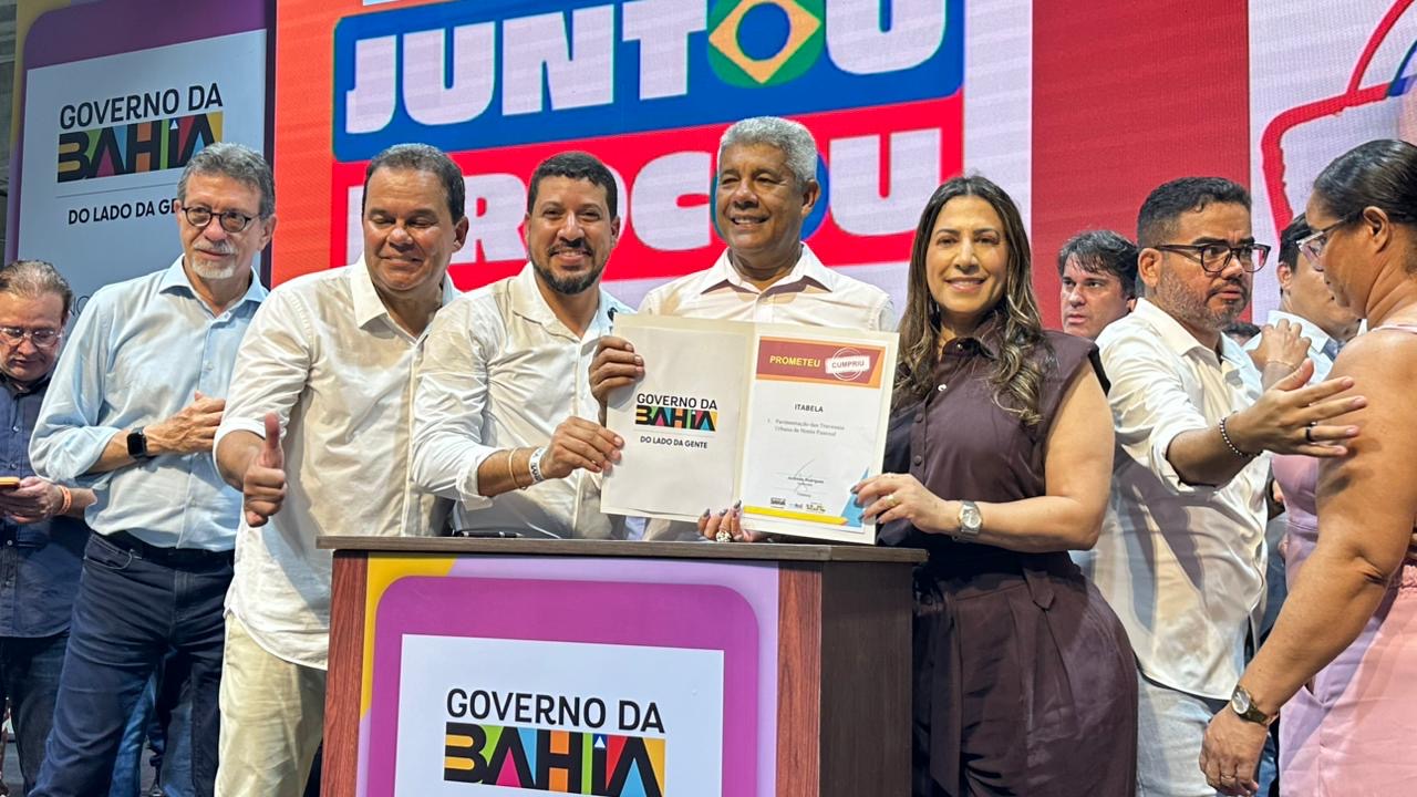 Prefeito Ricardo Flauzino consolida for�a pol�tica e garante pavimenta��o asf�ltica hist�rica para distritos de Itabela