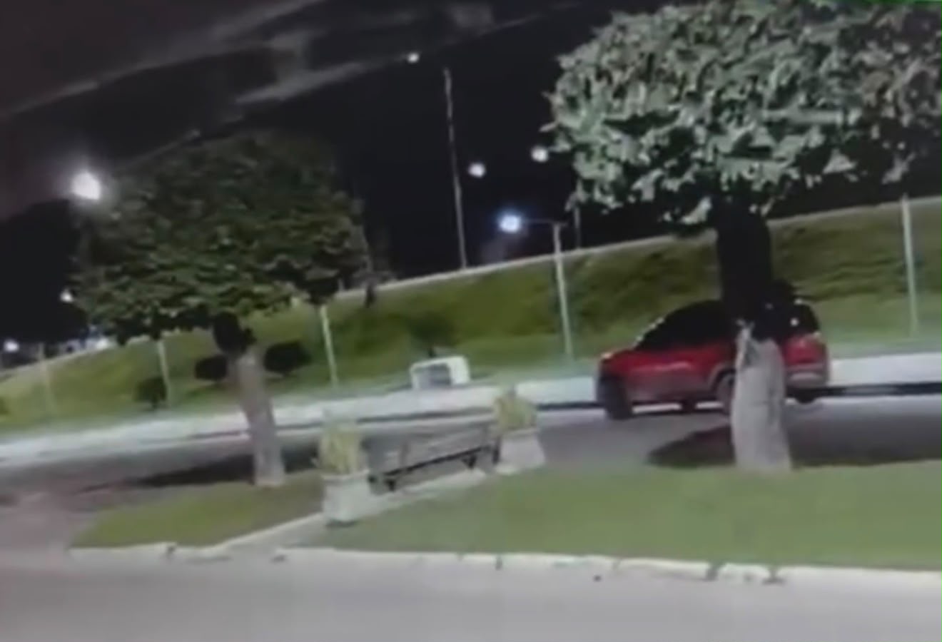Veiculo flagrado durante furto em uma loja no centro de Itabela