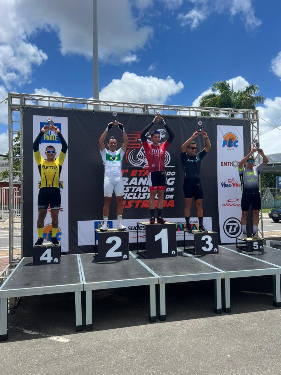 Com apoio da Prefeitura, eunapolitano  vice-campeo na primeira etapa do Campeonato Baiano de Ciclismo 2024 - (Foto: Divulgao)