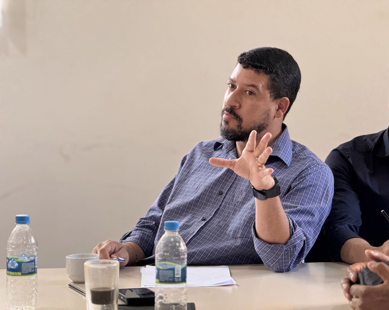 Prefeito Ricardo Flauzino re�ne secretariado em reuni�o t�cnica administrativa