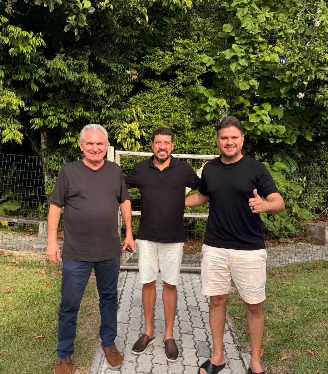 Francisqueto lidera articula��o pol�tica e reafirma apoio a Angelo e Diego Coronel ao lado de Flauzino