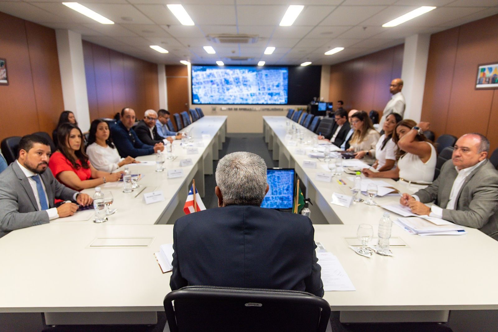 Em Salvador, prefeito Ricardo Flauzino se reúne com governador Jerônimo Rodrigues e garante novos investimentos para Itabela Em Salvador, prefeito Ricardo Flauzino se reúne com governador Jerônimo Rodrigues e garante novos investimentos para Itabela