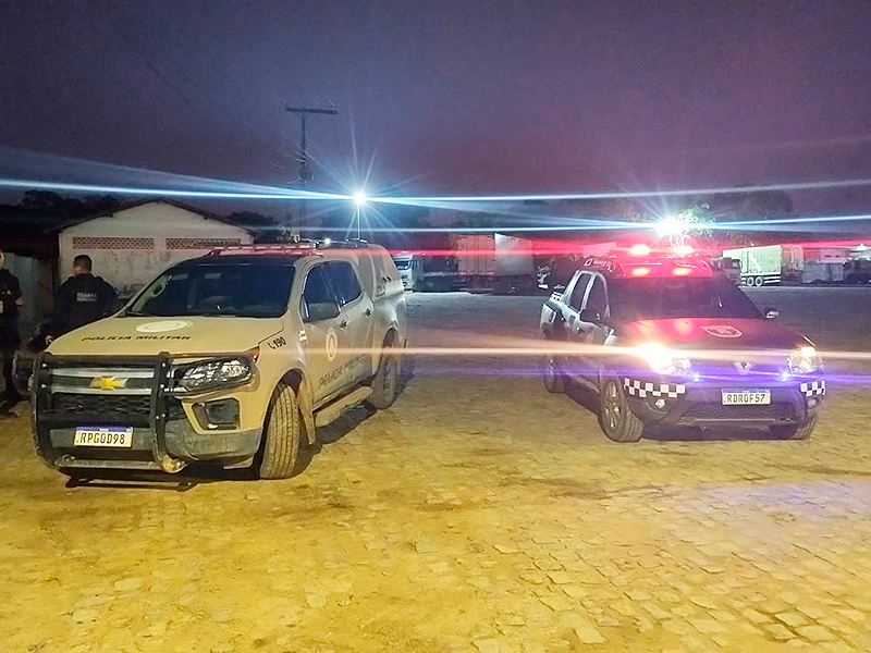 Em cumprimento  lei do sossego, GMO e PM impedem festa com paredes de som em Itabela. (Foto: Divulgao)