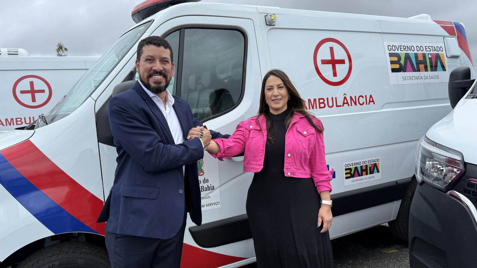 Prefeito Ricardo Flauzino conquista nova ambulncia para Itabela com apoio da deputada Cludia Oliveira. (Foto: Divulgao)