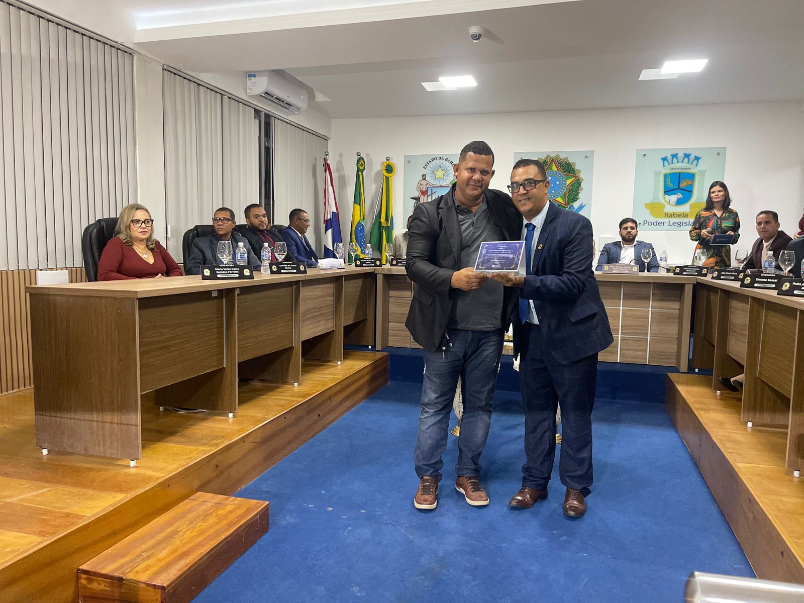 Cmara de Itabela faz homenagem a pastores e padres pela contribuio  sociedade - (Foto: Divulgao)