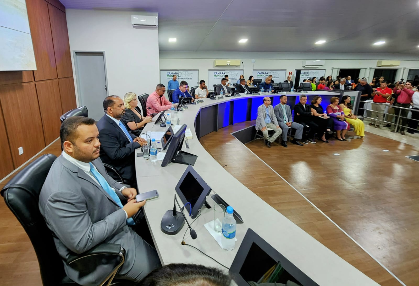 Entrega de ttulos de cidados eunapolitanos marca comemorao dos 73 anos de fundao de Eunpolis - (Foto: Divulgao)