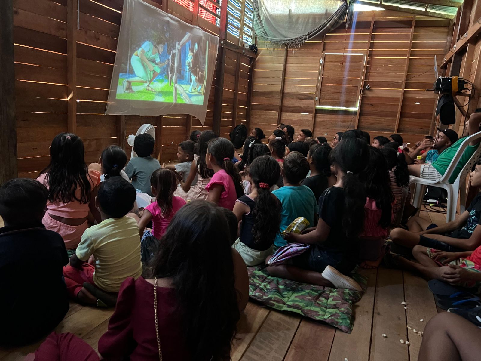 Jovens de Itabela buscam colaborao para misso humanitria na Ilha do Maraj. (Foto: Divulgao)