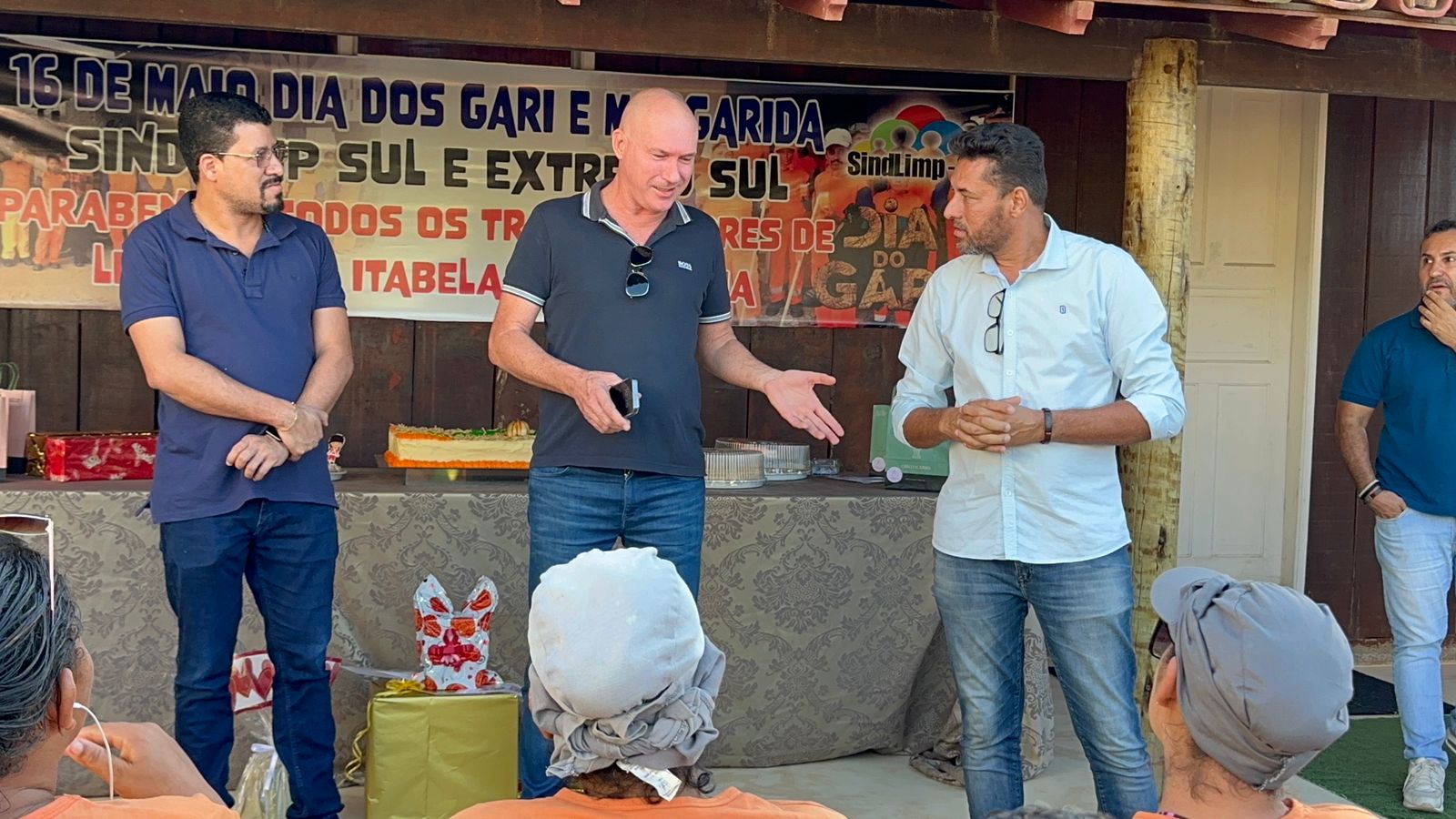 Empresa LIMPAR realiza comemorao ao Dia do Gari pela 7 vez consecutiva em Itabela. (Foto: Divulgao)