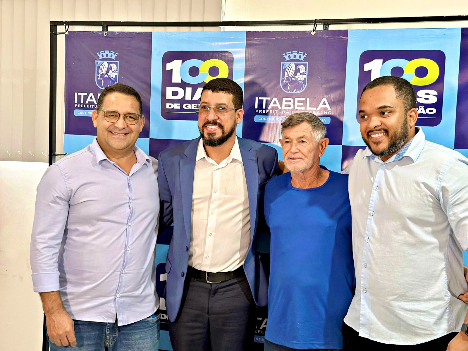 Prefeito Ricardo Flauzino faz balano de 100 dias de gesto e anuncia novos investimentos. (Fotos: Divulgao)