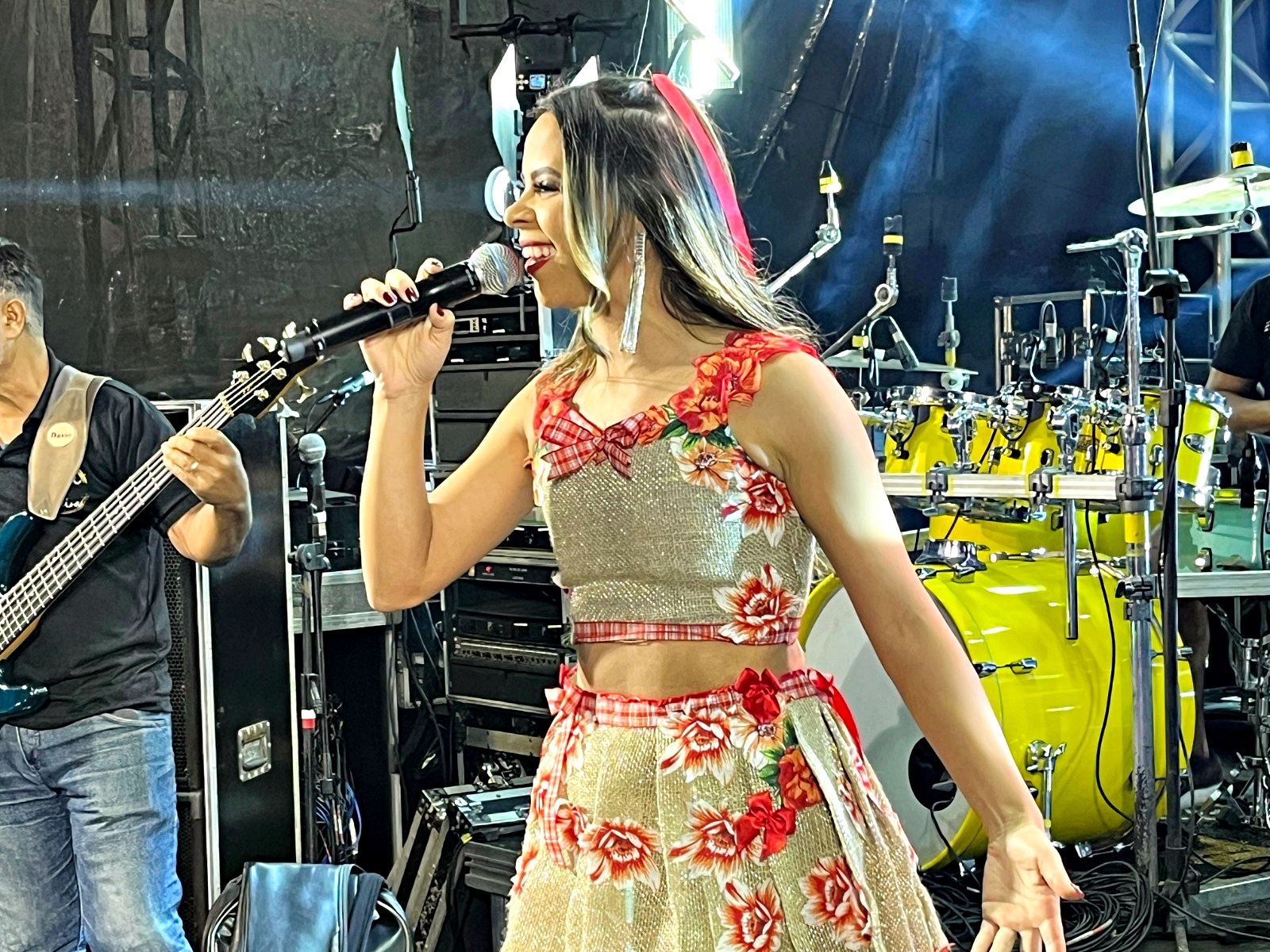 Forrozo das Antigas, Kaio Oliveira, Iza Ferreira e 100 Parea abrem a 1 noite do Arrai Bela 2025 em Itabela. (Foto: Divulgao)