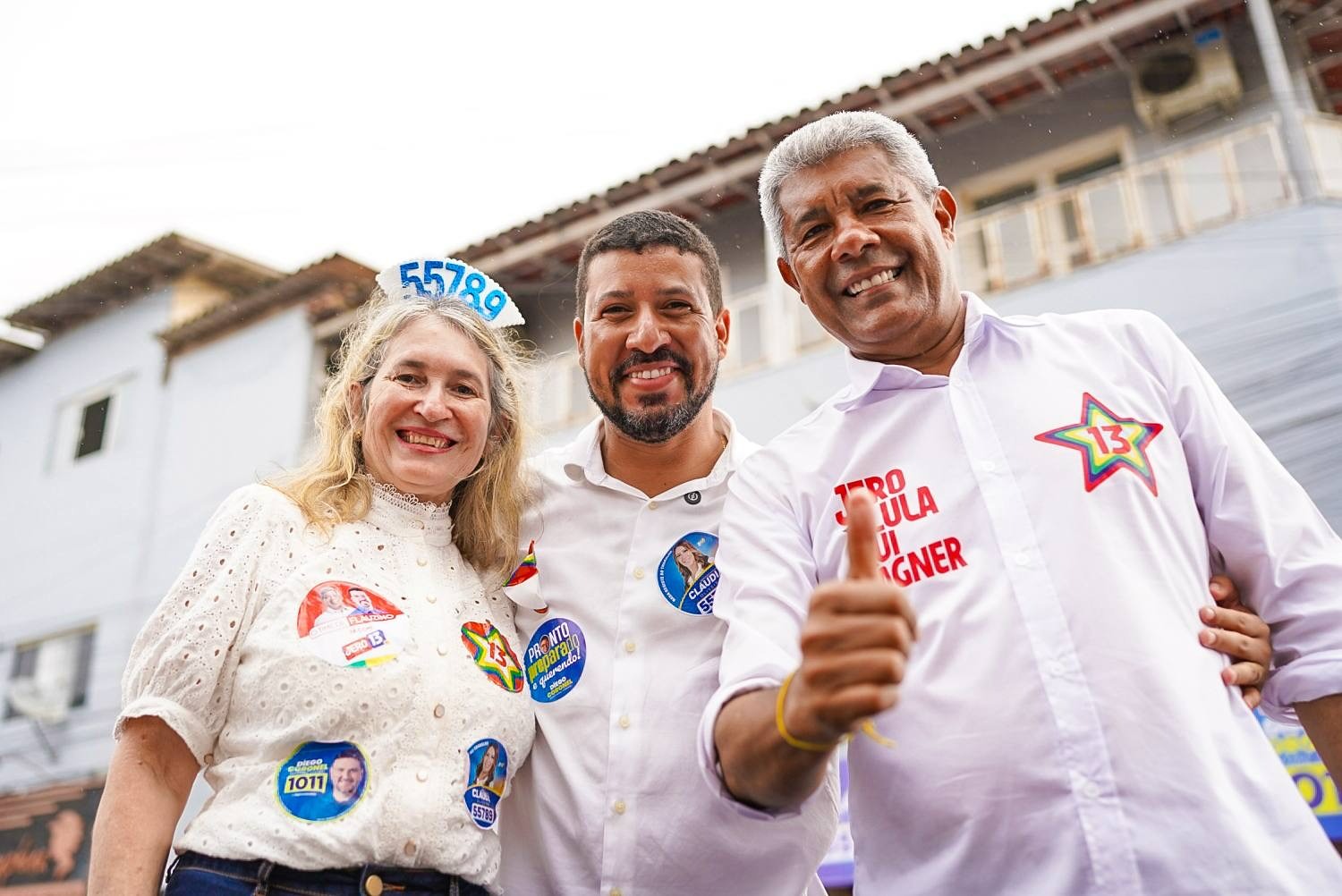 Prefeito Flauzino realiza mega carreata com Jer�nimo, Rui, Cl�udia e leva multid�o �s ruas de Itabela