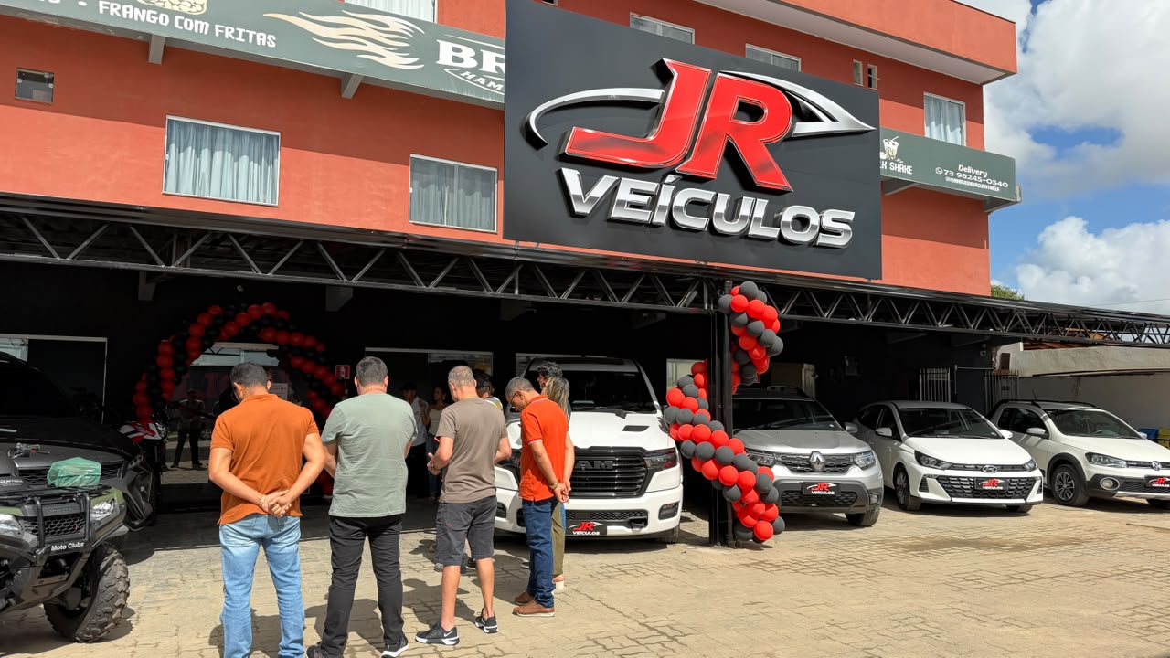 JR Ve�culos chega a Itabela trazendo novas op��es de mobilidade em carros, motos e ve�culos el�tricos