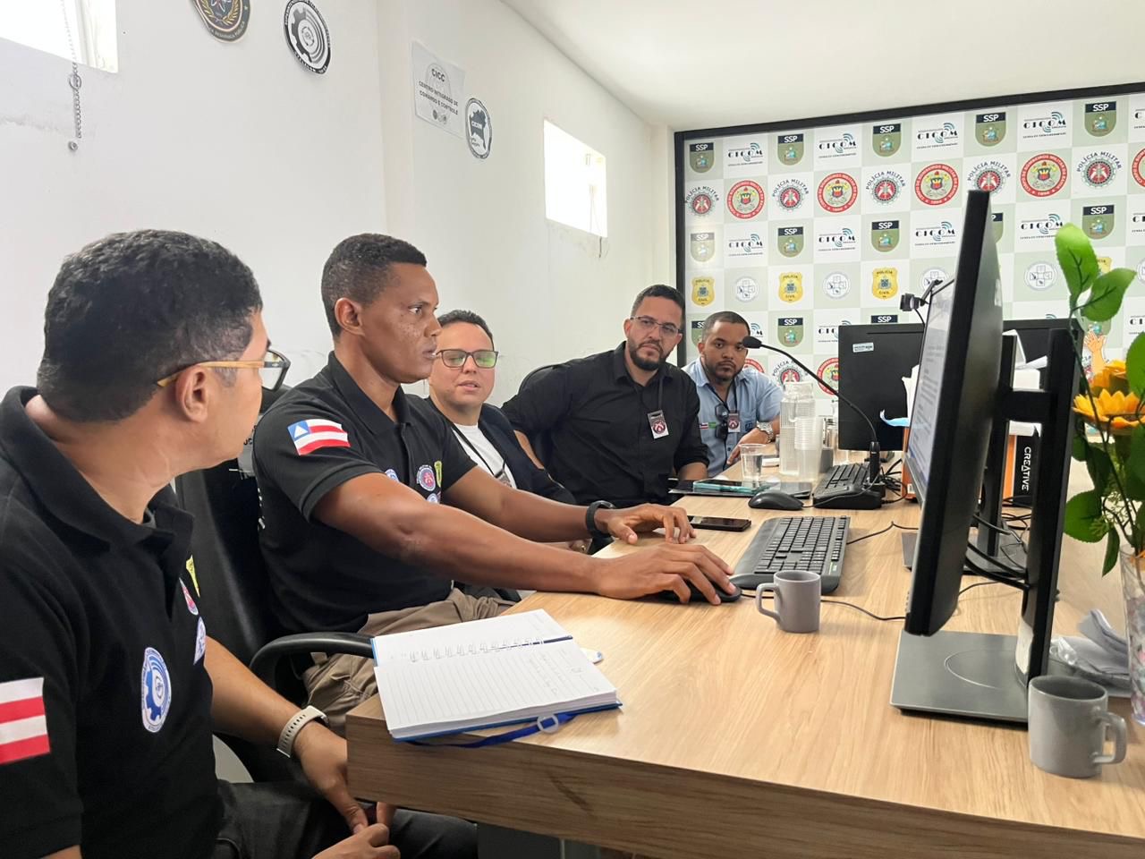 Prefeitura firma parceria com CICOM e implantar� videomonitoramento 24h em Itabela