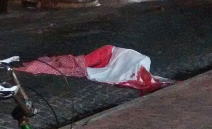 Vtima foi atingido com tiros na cabea. (Foto: Reproduo/Whatsapp)