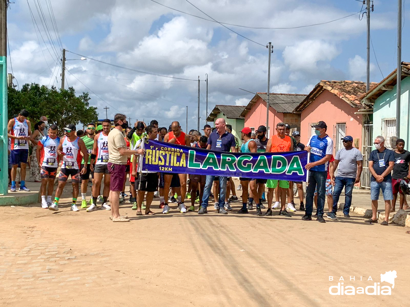Corrida Rstica de Itabela rene mais de 100 competidores de toda regio. (Foto: Alex Gonalves/BAHIA DIA A DIA)