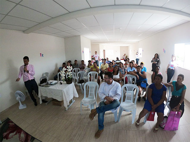 Mastologista, Dr Hugo Cedro, falou sobre a importncia de conscientizar as mulheres para os exames regulares. (Foto: Joziel Costa/BAHIA DIA A DIA)