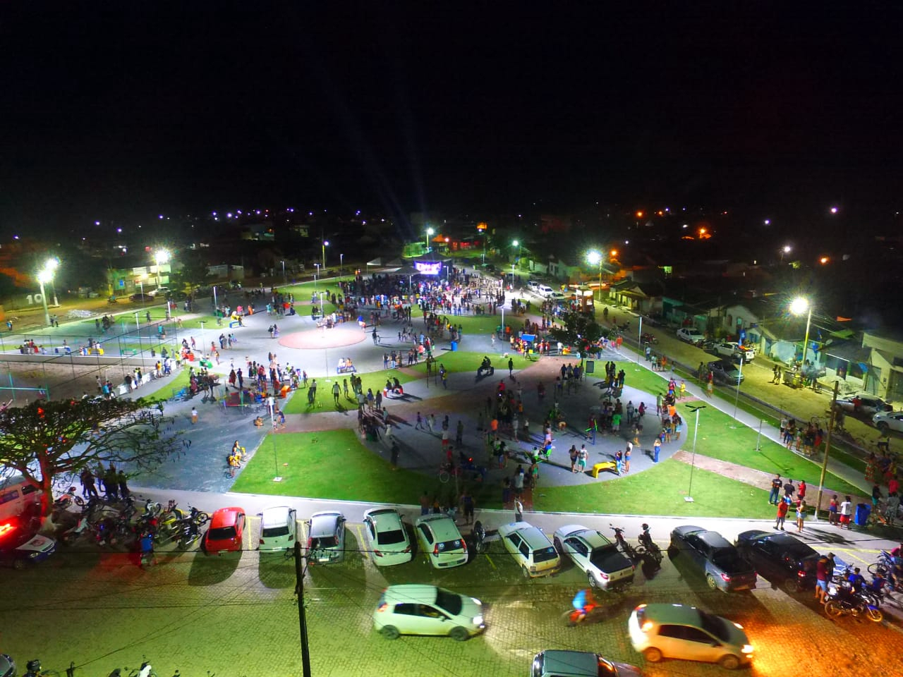 Nova Praa de lazer mais diverso e qualidade de vida para a comunidade de Itabela. (Foto: Alex Gonalves-BAHIA DIA A DIA )