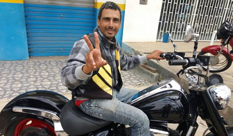 Aelson Colares de 38 anos est internado em estado grave. (Foto: Reproduo/Facebook)