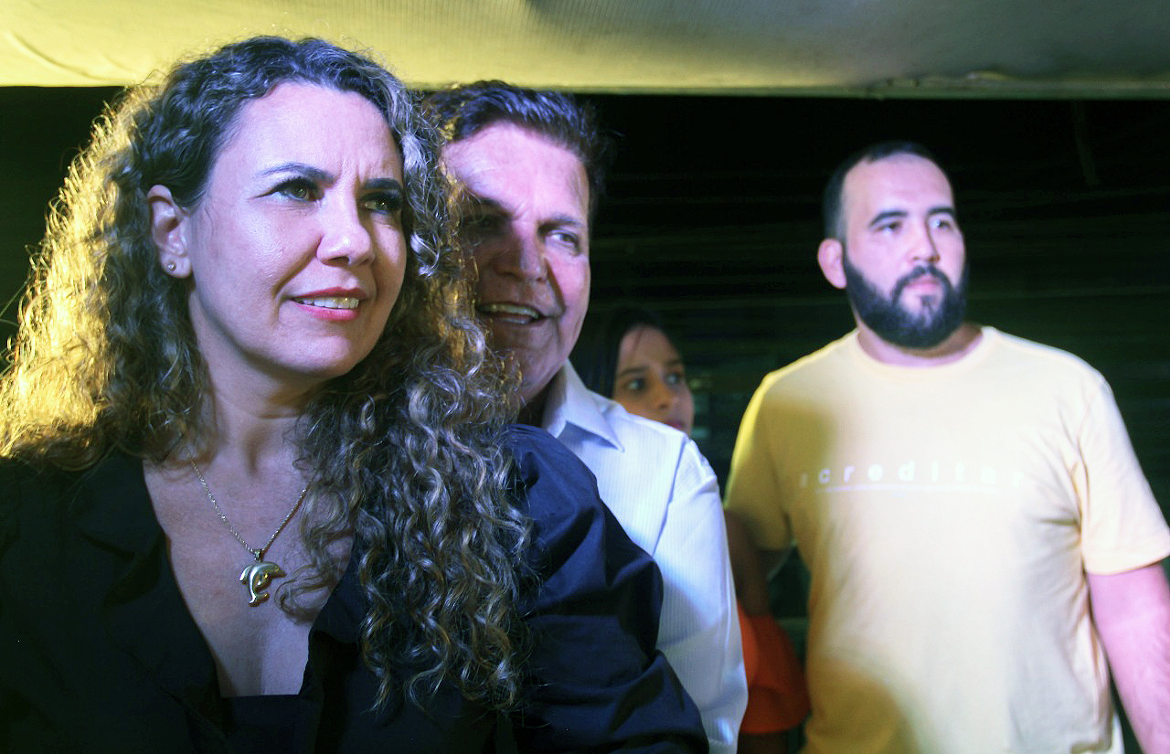 Prefeita Cordélia Torres curtiu a programação ao local do secretário da Casa Civil, Paulo Dapé. (Foto: Divulgação)