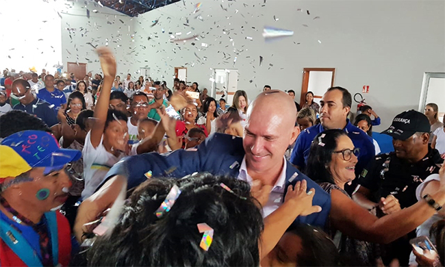 Luciano Francisqueto falou da emoo e satisfao em entregar a unidade totalmente reformada. (Foto: Joziel Costa/BAHIA DIA A DIA)