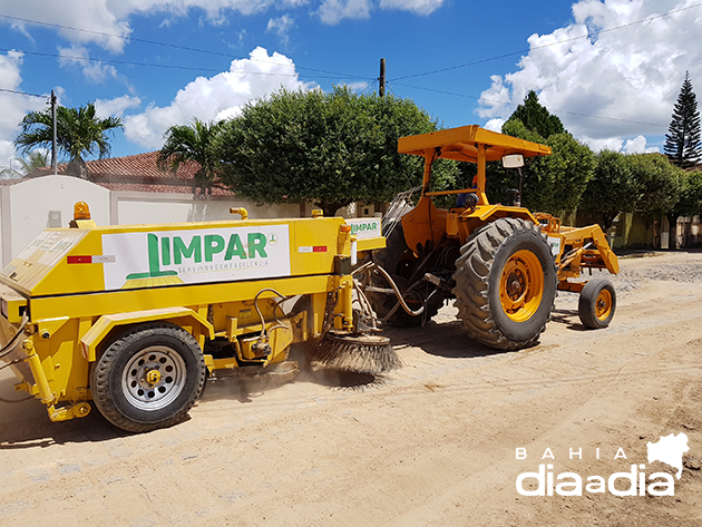 Varredeira Mecanizada dar eficincia no servio de limpeza pblica em Itabela. (Foto: Alex Gonalves/BAHIA DIA A DIA)