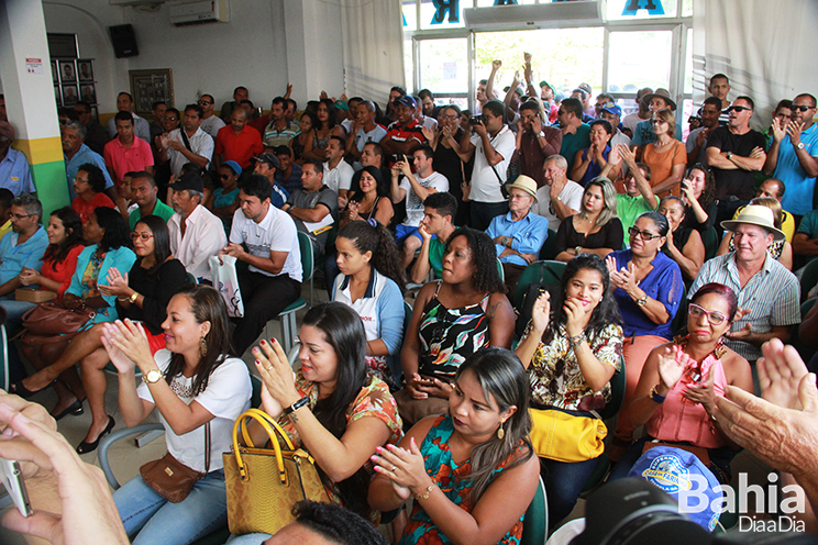 Plenário lotado durante a votação. (Foto: Alex Gonçalves/BAHIA DIA A DIA)