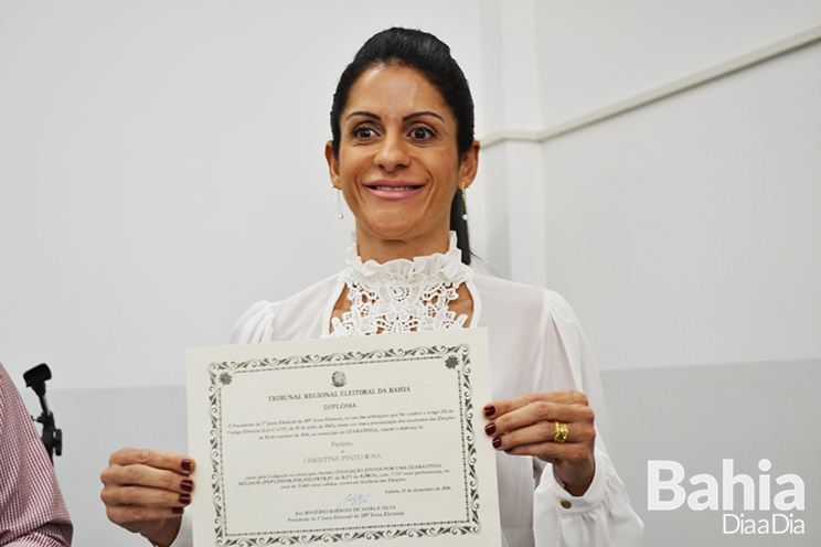 Cmara acata denncia que pede cassao da prefeita Christine Pinto por desvio de merenda escolar. (Foto: Arquivo/BAHIA DIA A DIA)