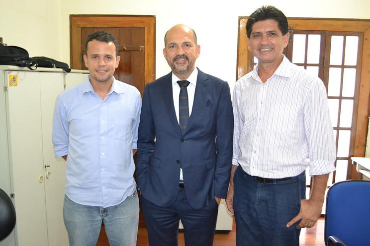 Eunpolis: Capito da PM assume direo da 22 CIRETRAN. (Foto: Renatinho/Oxarope)