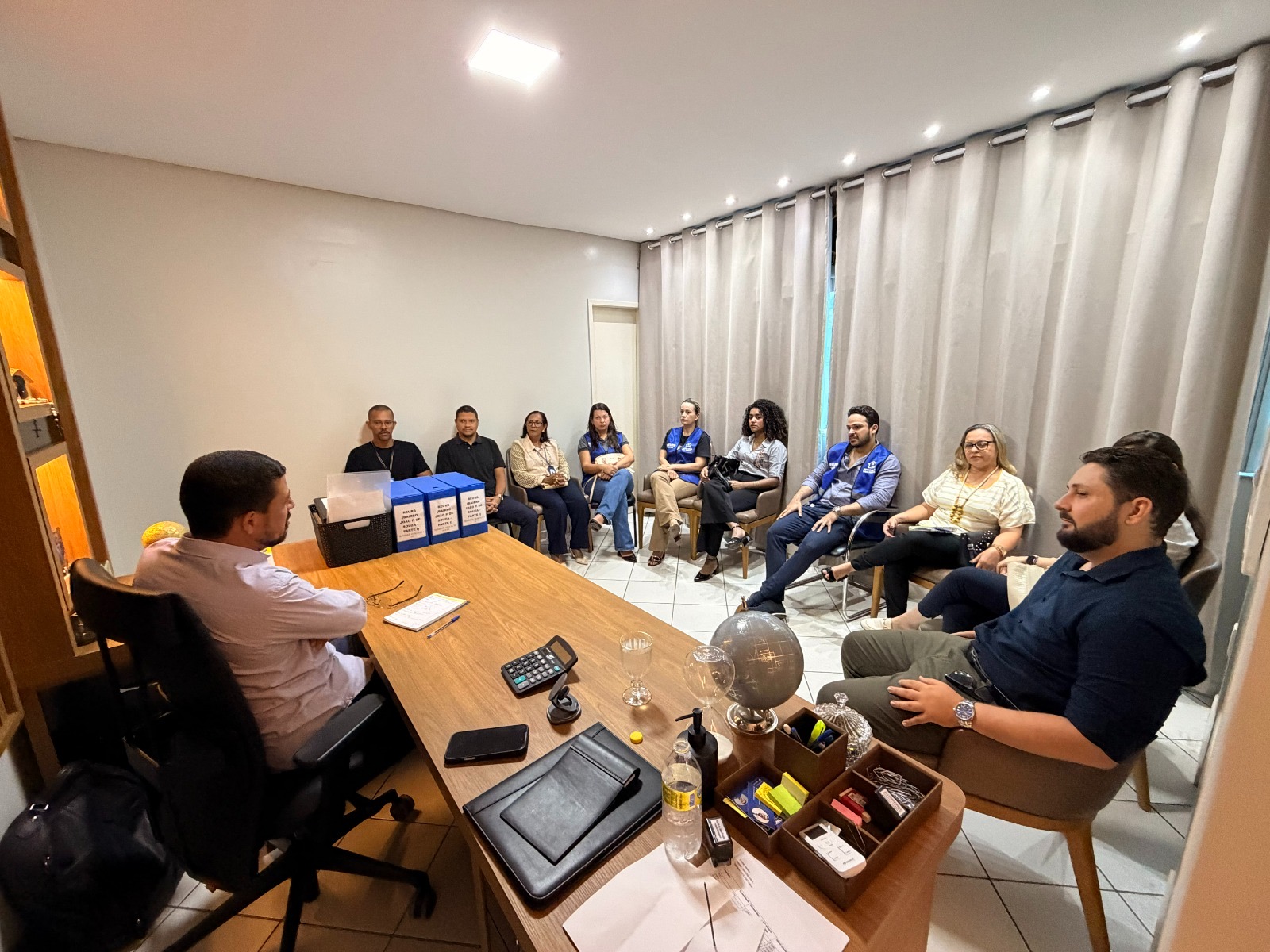 Prefeito Ricardo Flauzino alinha entrega de 325 títulos de propriedade no bairro Pereirão Prefeito Ricardo Flauzino alinha entrega de 325 títulos de propriedade no bairro Pereirão
