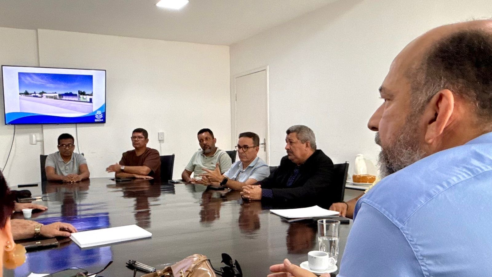 Prefeitura de Eunápolis lança enquete no Instagram @prefeunapolis para definir atrações para o aniversário da cidade Prefeitura de Eunápolis lança enquete no Instagram @prefeunapolis para definir atrações para o aniversário da cidade